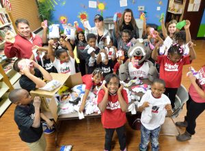 Over 250 pairs of socks were delivered to Laurelwood children as part of UIndy's Giving Tuesday support.  President Rob Manuel and mascot ACE were on hand to also greet the kids on November 29, 2016. 