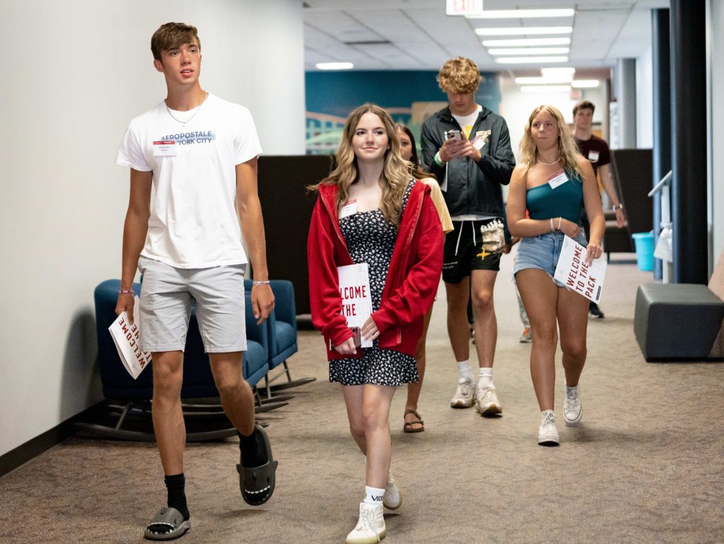 New UIndy students tour Schwitzer Student Center
