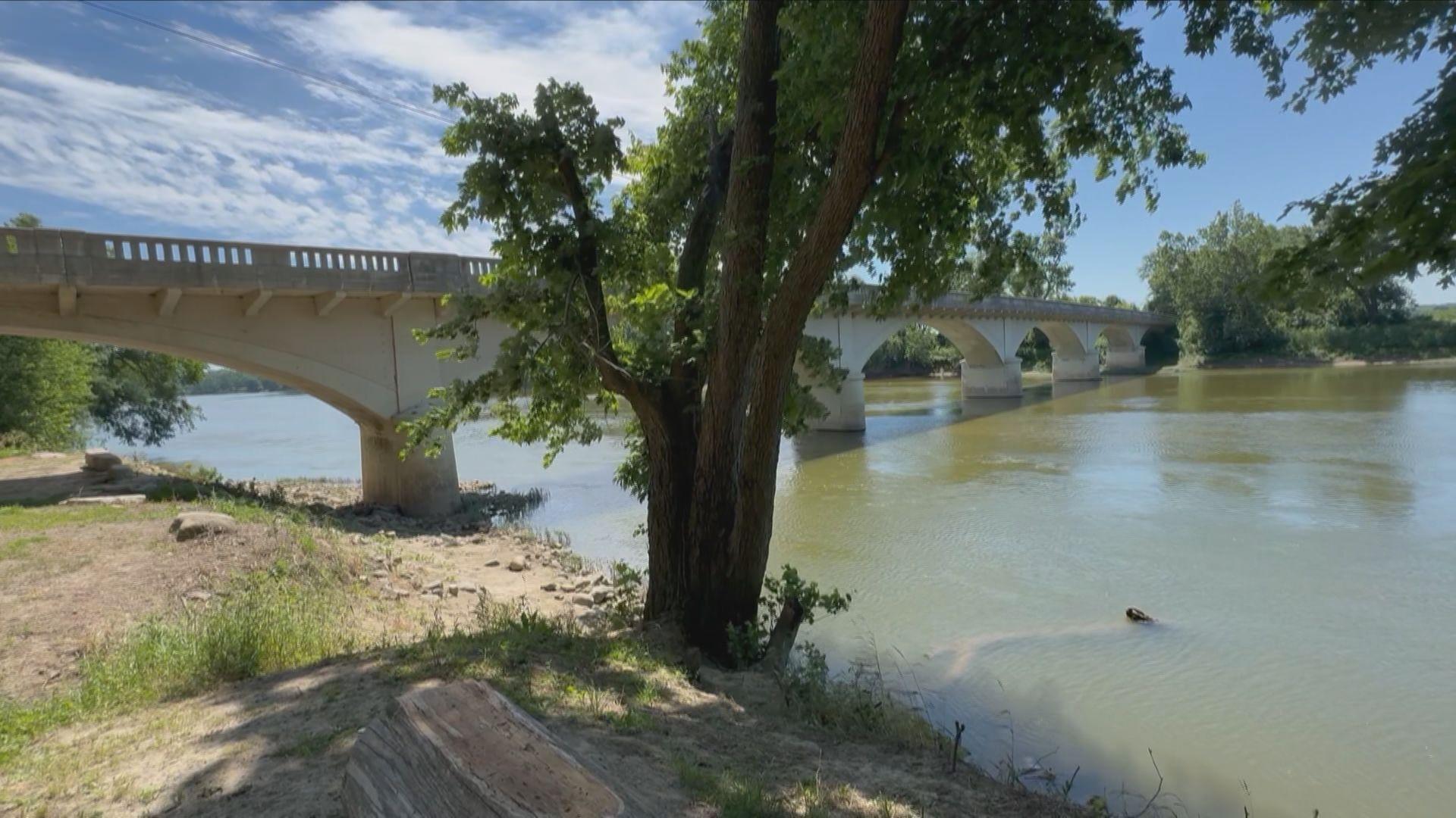 Bridge over the Wabash River near Delphi