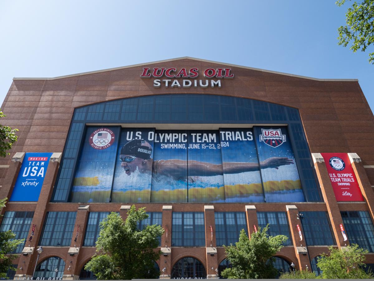 Lucas Oil Stadium with U.S. Olympic Swim Trial promo. Credit: Visit Indy