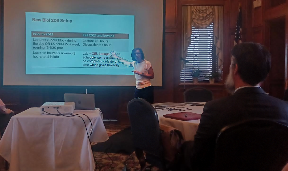 Photo of Dr. Alicia Cecil presenting at the Indiana Branch of the American Society for Microbiology annual conference